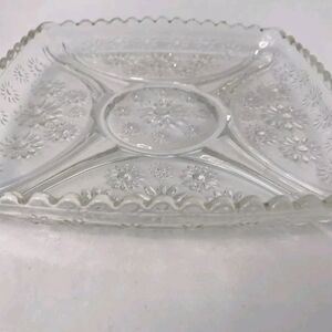 Hazel-Atlas Vintage Glass Square Glass Relish Tray "Crazy Daisy" Cleat Divided